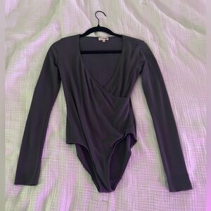 Aritzia -Wilfred free bodysuit - size small -gray/blue
